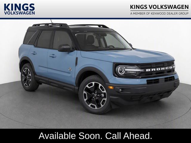 2022 Ford Bronco Sport Outer Banks 4WD photo