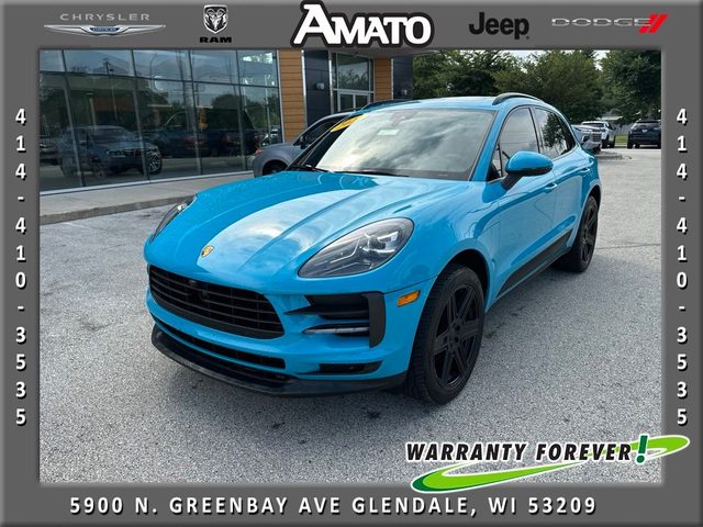 2021 Porsche Macan AWD photo