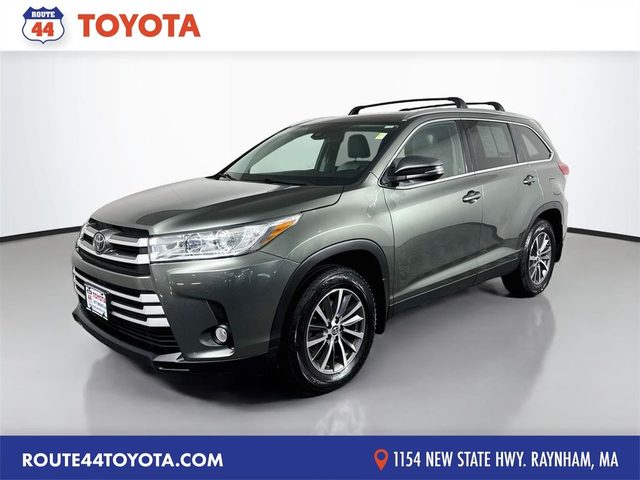 2019 Toyota Highlander XLE AWD photo