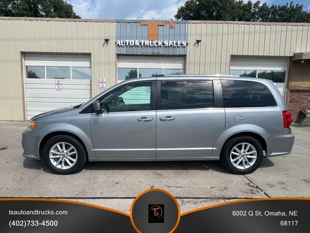 2020 Dodge Grand Caravan SXT FWD photo