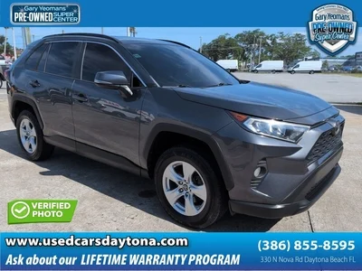 2020 Toyota RAV4 XLE AWD photo