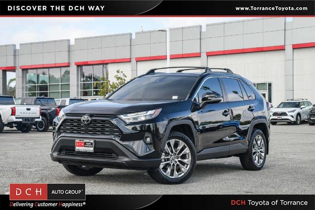 2022 Toyota RAV4 XLE Premium FWD photo