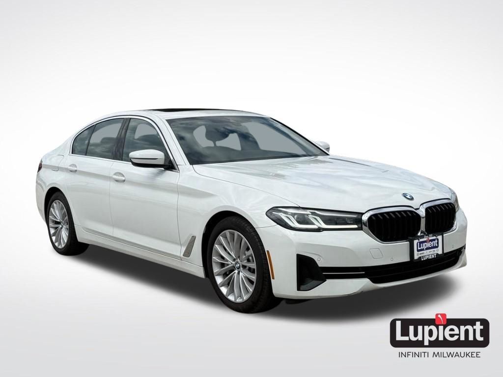 2022 BMW 5 Series 530i xDrive AWD photo