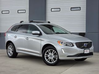 2015 Volvo XC60 T5 AWD photo