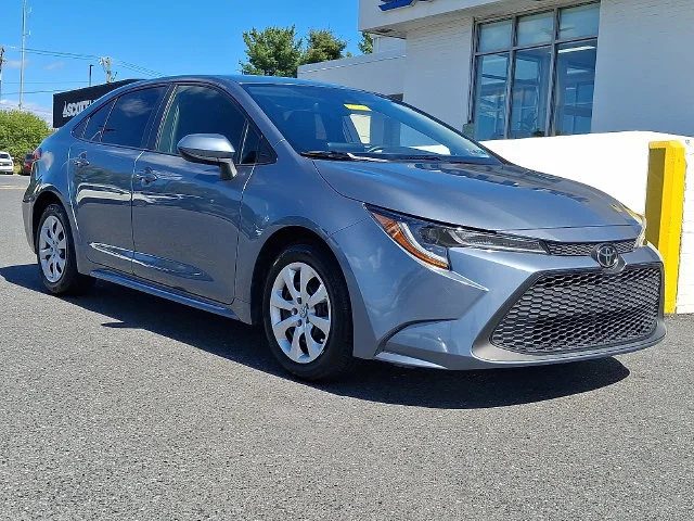 2022 Toyota Corolla LE FWD photo