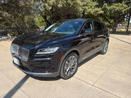 2022 Lincoln Nautilus Reserve AWD photo