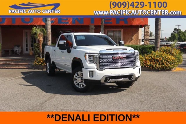 2022 GMC Sierra 2500HD Denali 4WD photo