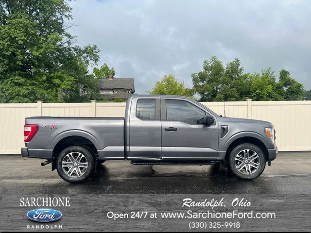 2022 Ford F-150 XL 4WD photo