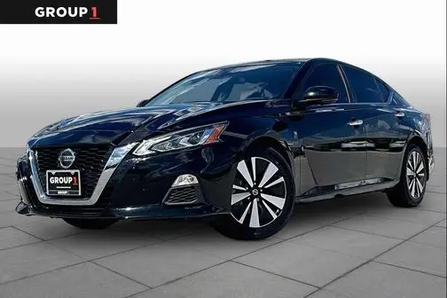 2022 Nissan Altima 2.5 SV FWD photo