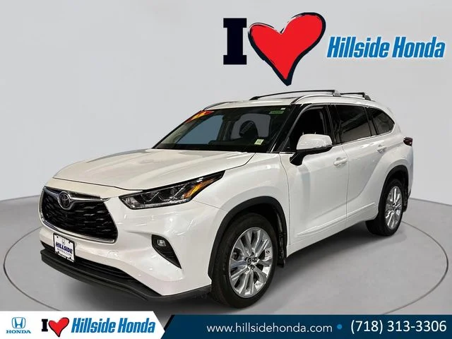 2022 Toyota Highlander Limited AWD photo