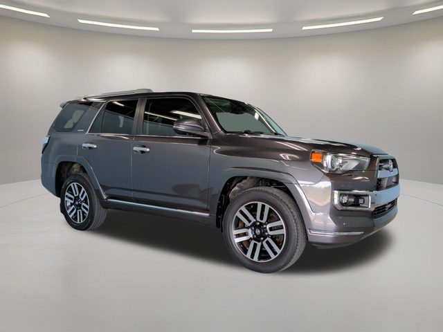 2022 Toyota 4Runner Limited 4WD photo