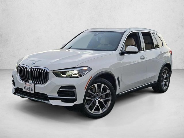 2022 BMW X5 xDrive40i AWD photo