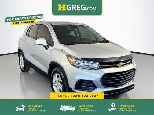 2022 Chevrolet Trax LS FWD photo
