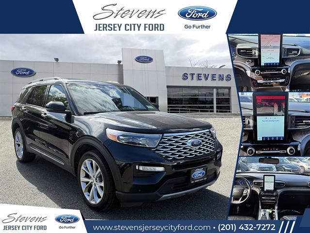 2022 Ford Explorer Platinum 4WD photo