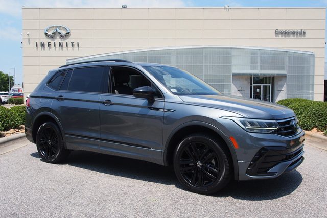 2022 Volkswagen Tiguan SE R-Line Black AWD photo
