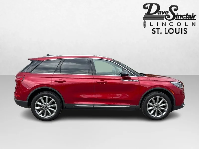 2022 Lincoln Corsair Standard FWD photo