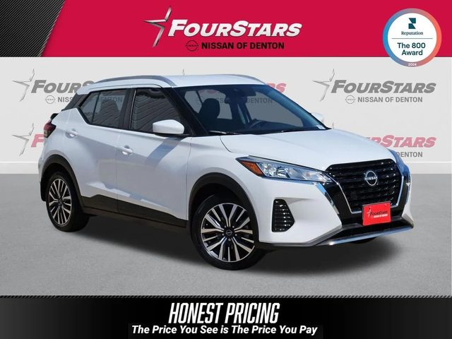 2022 Nissan Kicks SV FWD photo