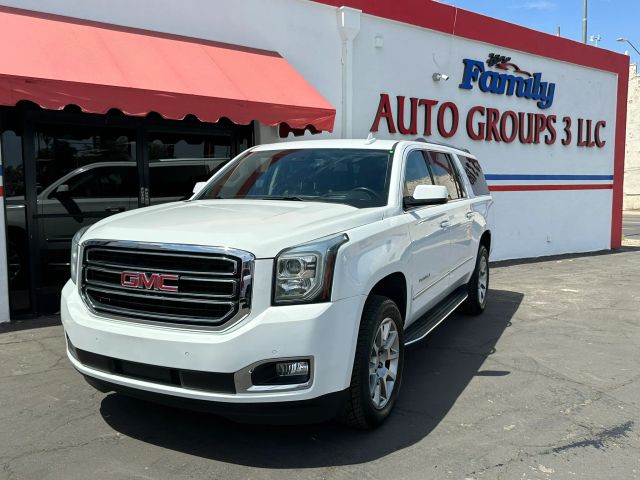 2020 GMC Yukon XL Denali RWD photo