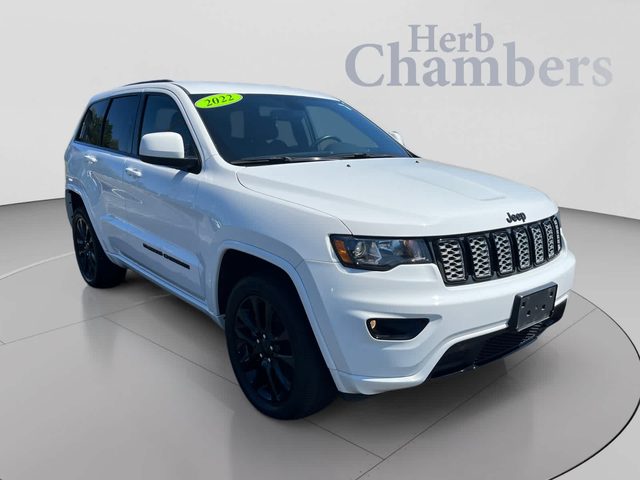 2022 Jeep Grand Cherokee Laredo X 4WD photo