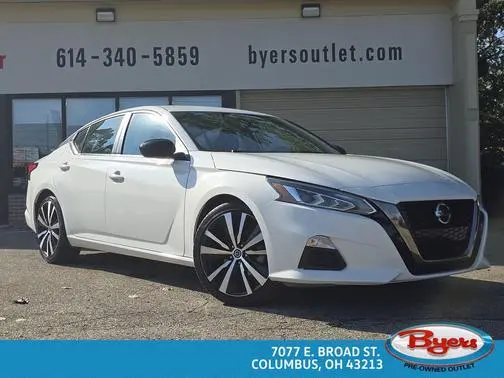 2021 Nissan Altima 2.5 SR FWD photo