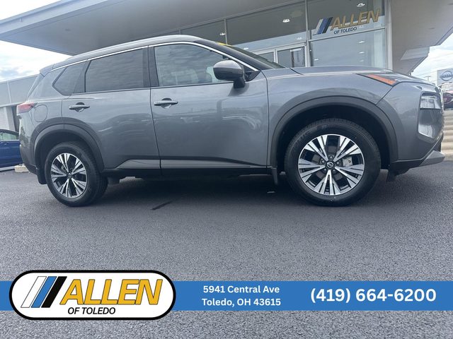 2021 Nissan Rogue SV AWD photo