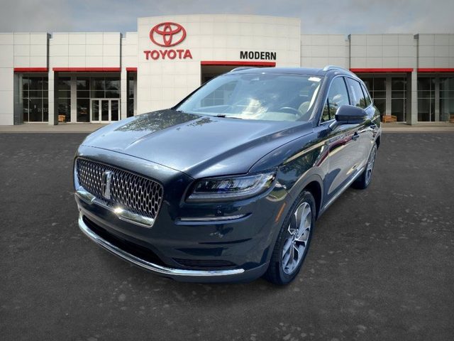 2022 Lincoln Nautilus Reserve FWD photo
