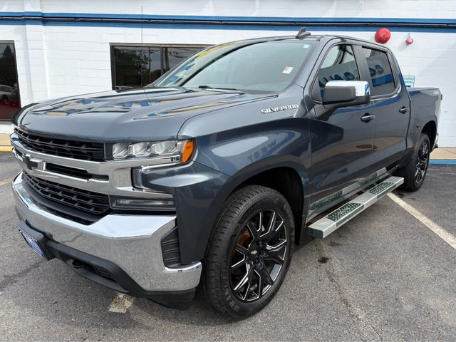2022 Chevrolet Silverado 1500 LT 4WD photo