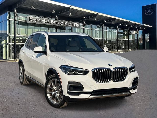 2022 BMW X5 xDrive40i AWD photo