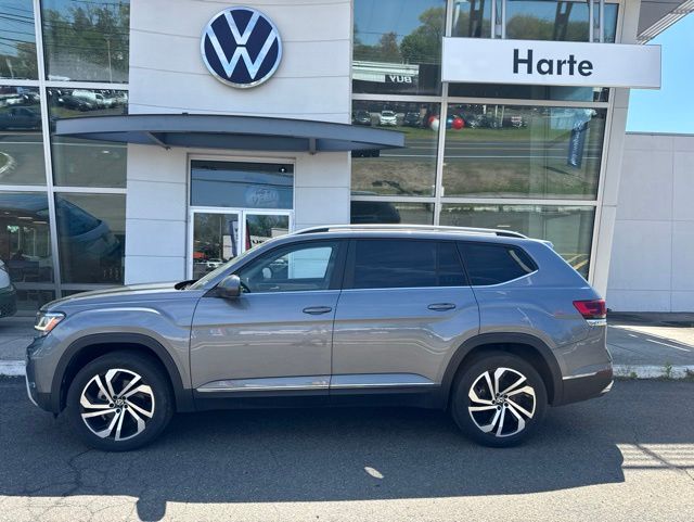 2022 Volkswagen Atlas 3.6L V6 SEL AWD photo