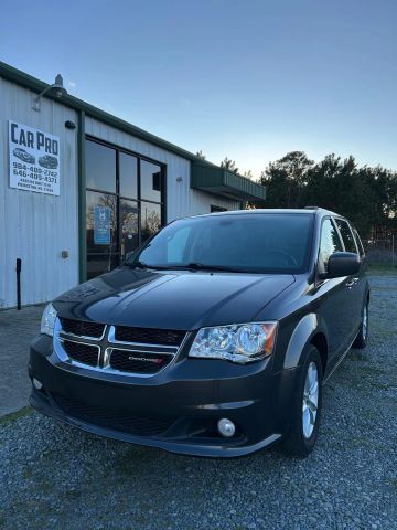 2019 Dodge Grand Caravan SXT FWD photo