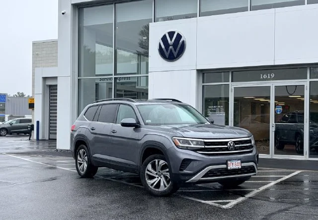 2022 Volkswagen Atlas 2.0T SE w/Technology AWD photo