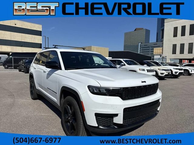 2022 Jeep Grand Cherokee L Altitude RWD photo