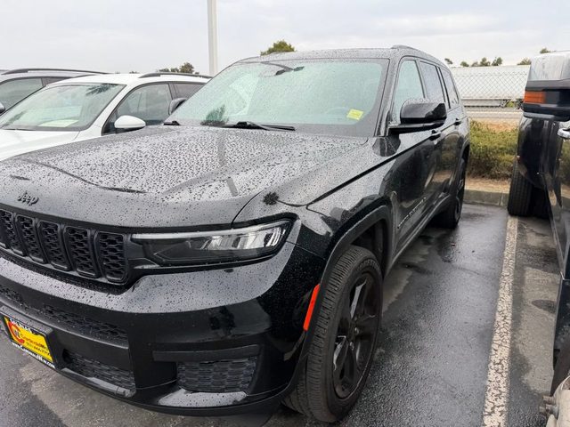2022 Jeep Grand Cherokee L Altitude 4WD photo