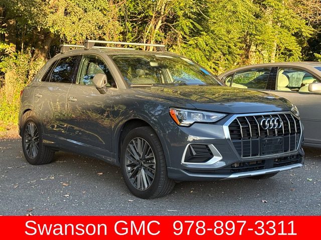 2022 Audi Q3 Premium AWD photo