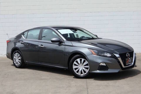 2022 Nissan Altima 2.5 S FWD photo