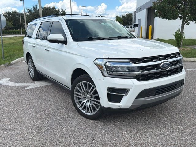 2022 Ford Expedition Max Limited RWD photo
