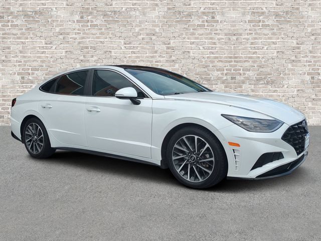 2022 Hyundai Sonata Limited FWD photo