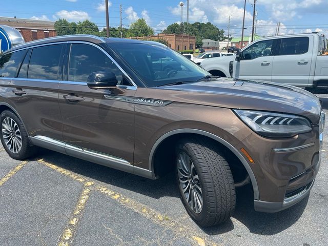 2022 Lincoln Aviator Reserve RWD photo