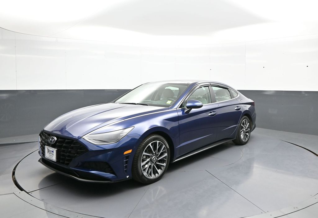 2022 Hyundai Sonata Limited FWD photo
