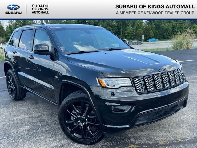 2022 Jeep Grand Cherokee Laredo X 4WD photo