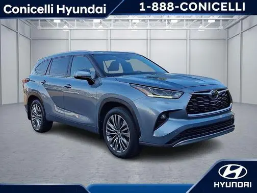 2022 Toyota Highlander Platinum AWD photo