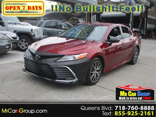 2022 Toyota Camry XLE AWD photo