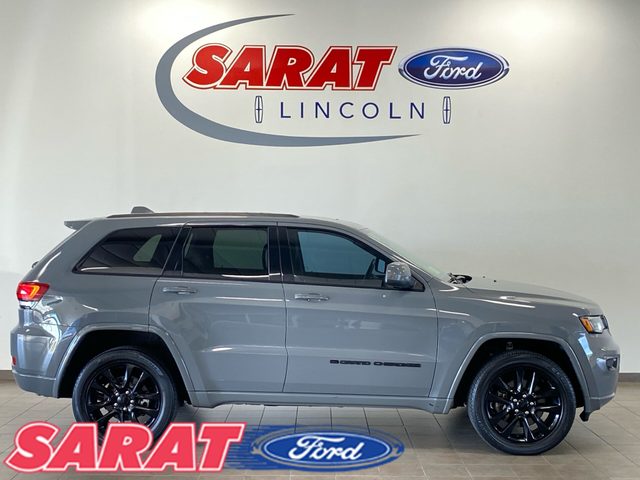 2022 Jeep Grand Cherokee Laredo X 4WD photo