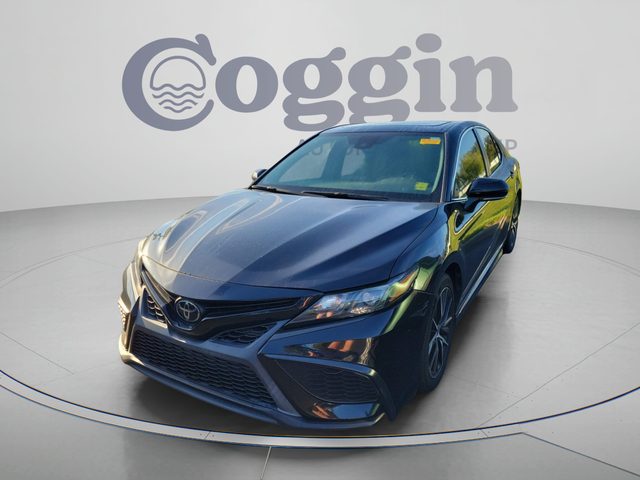 2022 Toyota Camry SE FWD photo