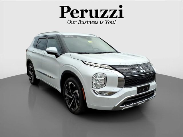 2022 Mitsubishi Outlander SEL Special Edition FWD photo