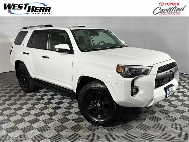 2022 Toyota 4Runner SR5 Premium 4WD photo