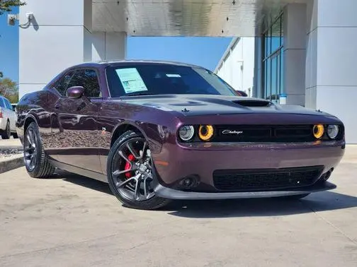 2022 Dodge Challenger R/T Scat Pack RWD photo