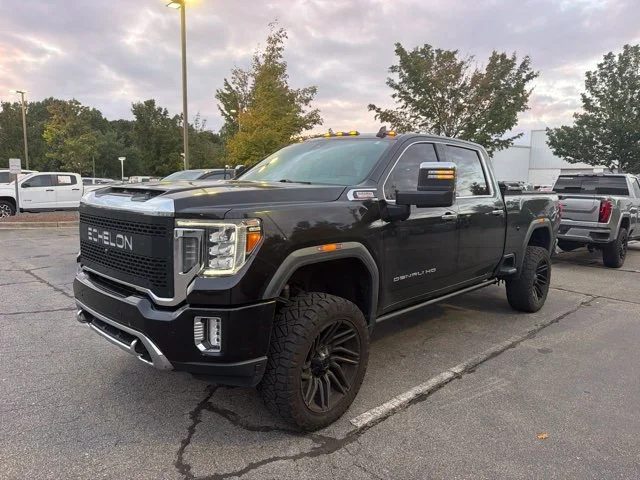 2022 GMC Sierra 2500HD Denali 4WD photo