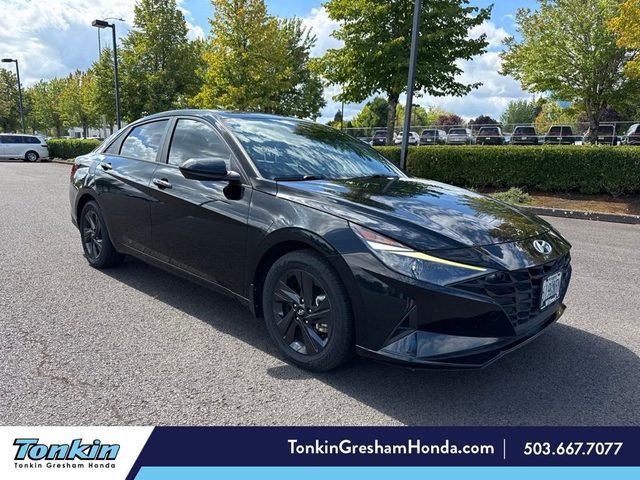 2022 Hyundai Elantra Blue FWD photo