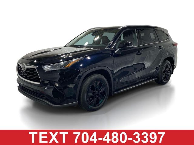 2022 Toyota Highlander XLE AWD photo